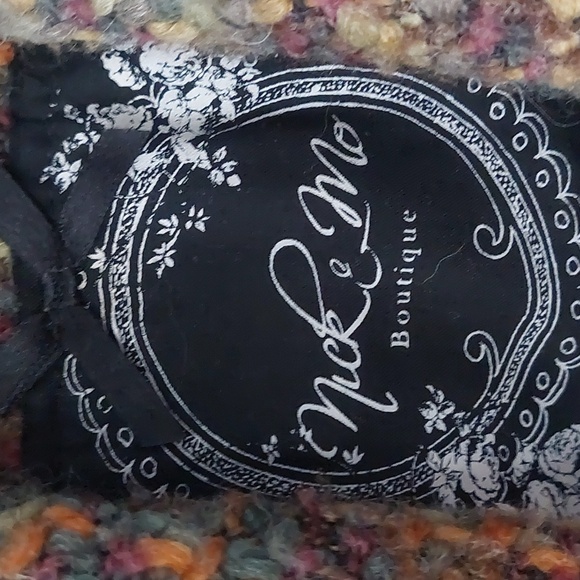 Womens coat - Picture 3 of 3